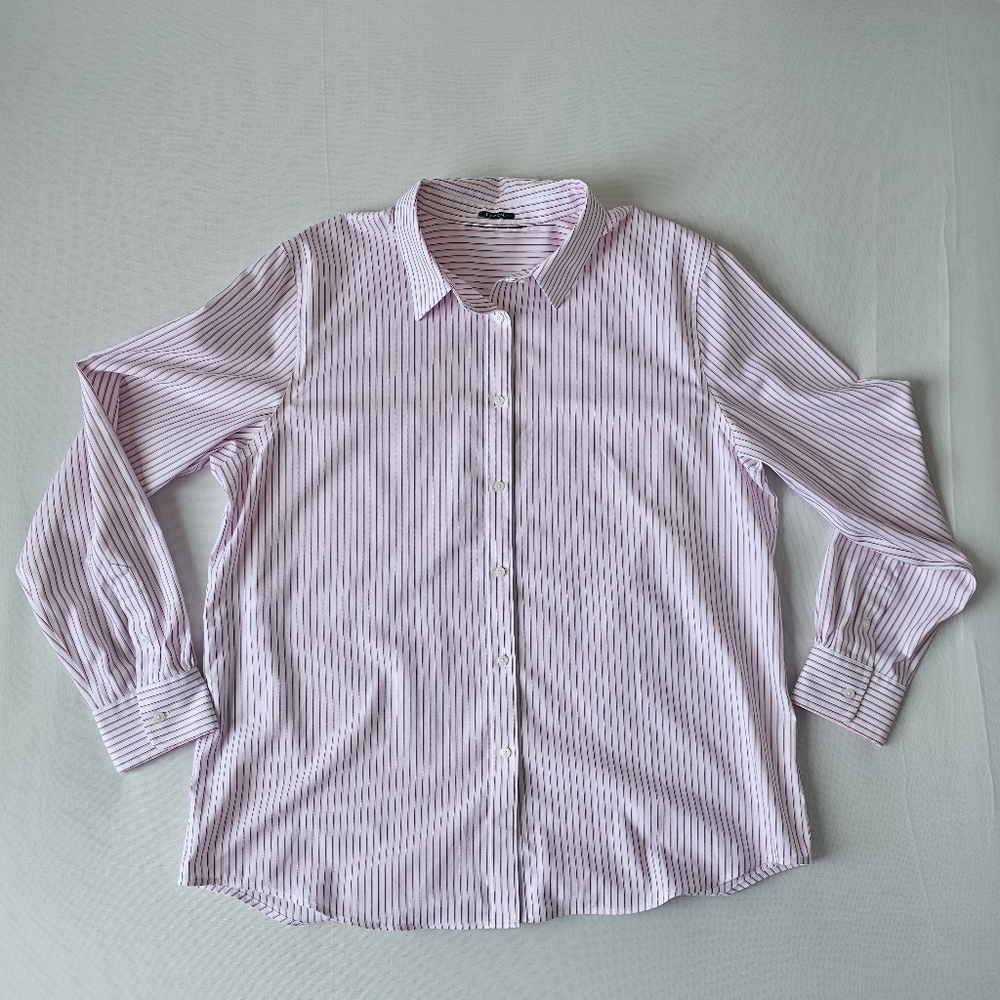 Women's Pink Stripe Button-Front Dress Shirt - Picture 15 of 16